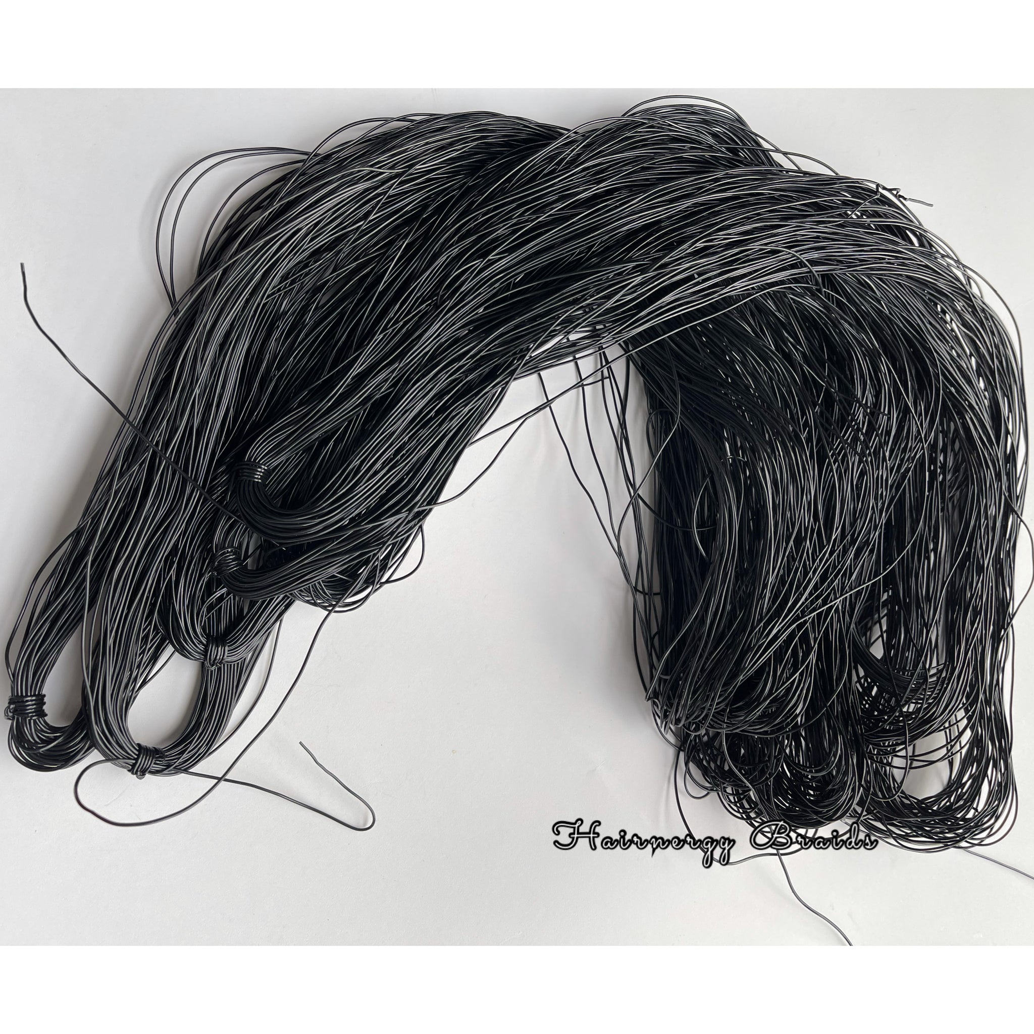 Hair threading tutorial. African threading using rubber threads. Detai
